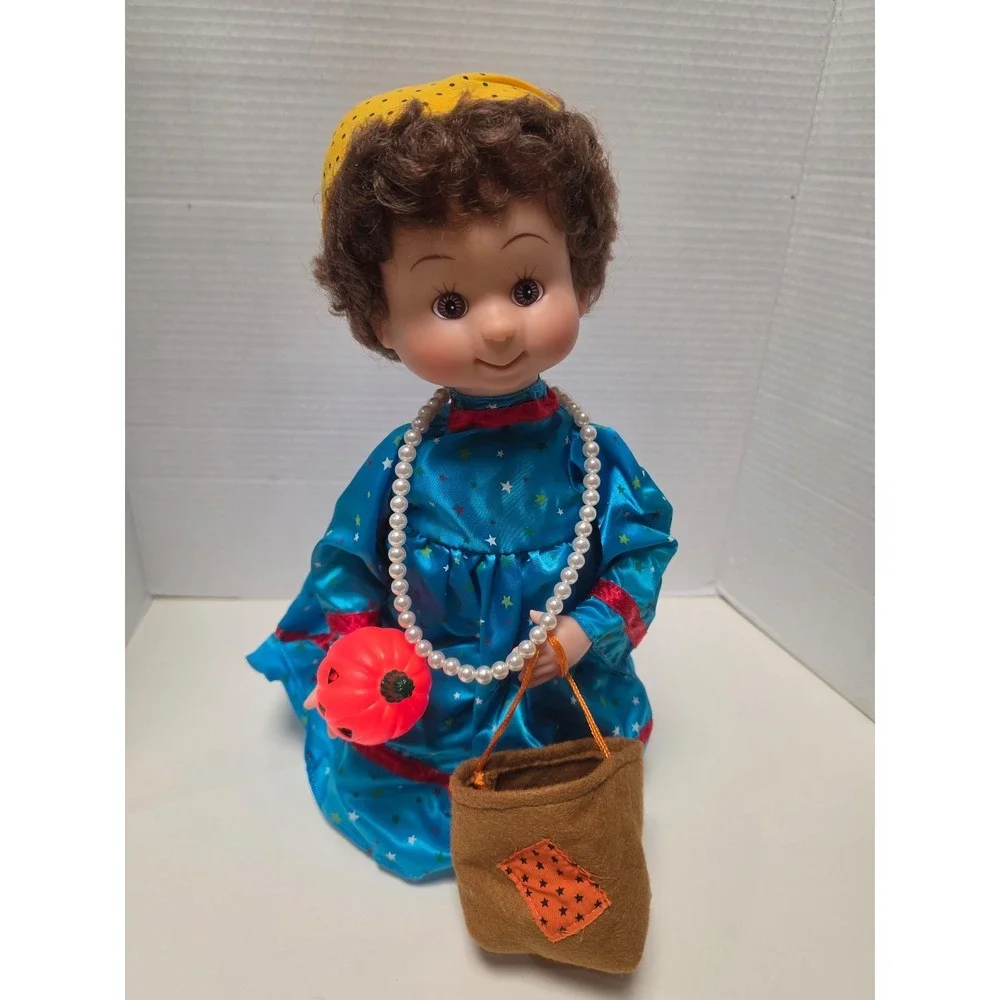 vintage Halloween themed doll Animated light up pumpkin jack‎ o'lantern